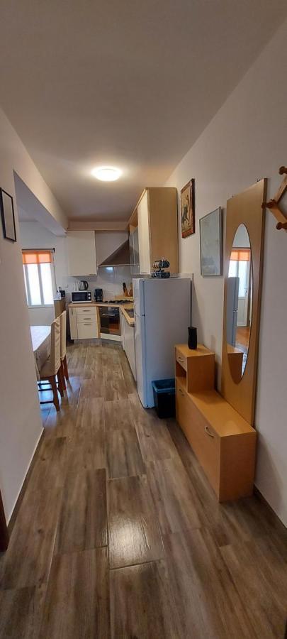 Apartman Stefan Karlobag Exterior foto