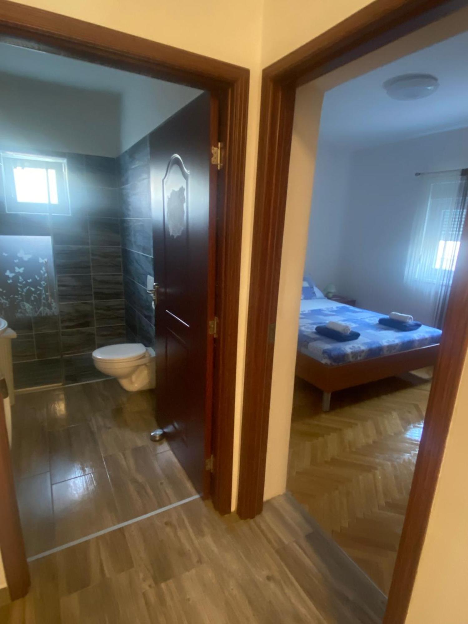 Apartman Stefan Karlobag Exterior foto